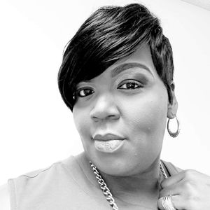 Meet your Posher, Monica